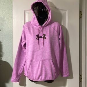 Under Armour sweatshirt